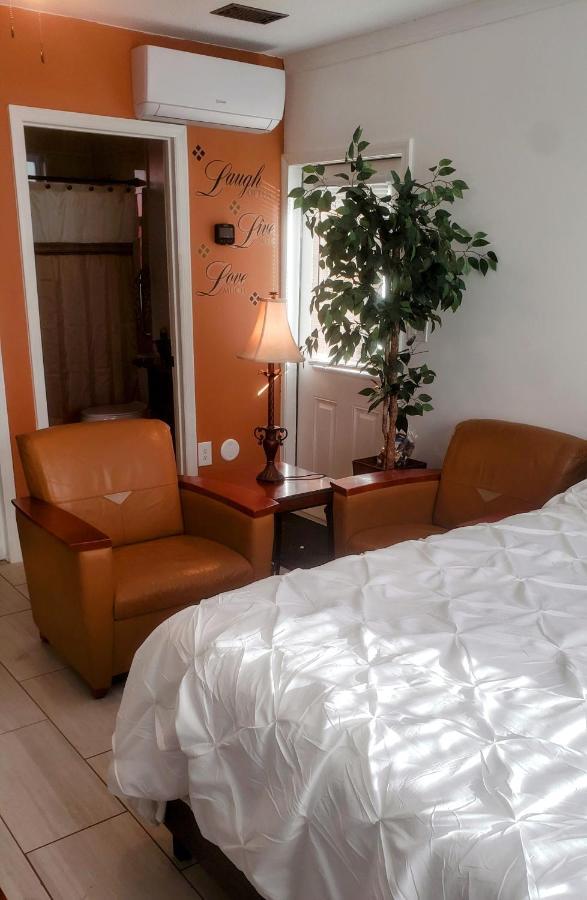 Stylish Suite Tampa Minutes To Hard Rock Casino Mango Buitenkant foto